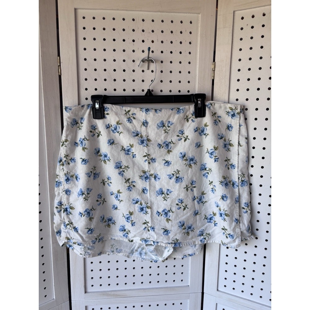 Old Navy Wrap Skort Shorts White Blue Floral Women's XL Linen Rayon